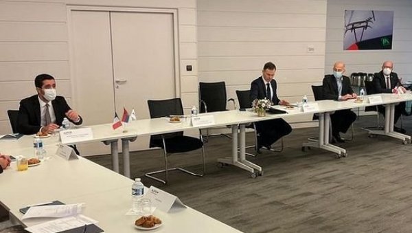 САСТАНАК У КОМПАНИЈИ АЛСТОМ - Мали: Договарамо све детаље око београдског метроа САСТАНАК У КОМПАНИЈИ АЛСТОМ - Мали: Договарамо све детаље око београдског метроа
