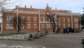 ПОМОЋ ЗА 80 УЧЕНИКА И СТУДЕНАТА: Град Вршац расписао конкурс за доделу новца младима ПОМОЋ ЗА 80 УЧЕНИКА И СТУДЕНАТА: Град Вршац расписао конкурс за доделу новца младима