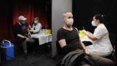 ВАКЦИНАЦИЈА У НАРОДНОМ ПОЗОРИШТУ: Имунизација запослених у националном театру (ФОТО) ВАКЦИНАЦИЈА У НАРОДНОМ ПОЗОРИШТУ: Имунизација запослених у националном театру (ФОТО)