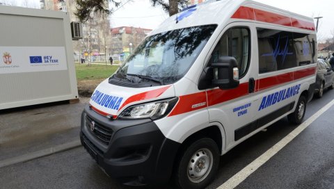 ЕПИЛОГ НАПАДА НА МЕДИЦИНАРА У ЗЕМУНУ: Ухапшени осумњичени за пребијање медицинског техничара и бацање бакље на њега ЕПИЛОГ НАПАДА НА МЕДИЦИНАРА У ЗЕМУНУ: Ухапшени осумњичени за пребијање медицинског техничара и бацање бакље на њега