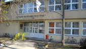 ГРАДСКА УПРАВА У СОМБОРУ: Оглас за упис деце у први разред основне школе ГРАДСКА УПРАВА У СОМБОРУ: Оглас за упис деце у први разред основне школе