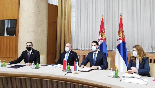 ПОТВРДА ПРИЈАТЕЉСТВА СРБИЈЕ И КИНЕ: Потписан Меморандум о разумевању у области спорта ПОТВРДА ПРИЈАТЕЉСТВА СРБИЈЕ И КИНЕ: Потписан Меморандум о разумевању у области спорта