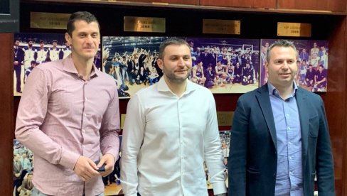 ЈОВАНОВИЋ ЗА НОВОСТИ: Вратићу сјај Цибони ЈОВАНОВИЋ ЗА НОВОСТИ: Вратићу сјај Цибони