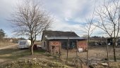 СИЛОВАНА ДЕВОЈЧИЦА(15) ИЗГУБИЛА БЕБУ: Језиви детаљи обљубе за коју је осумњичен отац СИЛОВАНА ДЕВОЈЧИЦА(15) ИЗГУБИЛА БЕБУ: Језиви детаљи обљубе за коју је осумњичен отац