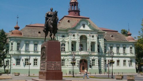 ДЕВЕТ ЗАХТЕВА ЗА ЛЕЧЕЊЕ БОЛЕСНЕ ДЕЦЕ: Јавни позив Зрењанина за пружање помоћи суграђанима ДЕВЕТ ЗАХТЕВА ЗА ЛЕЧЕЊЕ БОЛЕСНЕ ДЕЦЕ: Јавни позив Зрењанина за пружање помоћи суграђанима