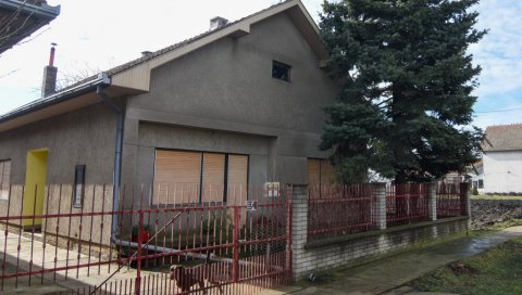 УБИСТВО ЖЕНЕ У ТЕМЕРИНУ МОГЛО ДА СЕ СПРЕЧИ: Аутономни женски центар указује да се знало за насиље и тражи контролу Тужилаштва у Новом Саду УБИСТВО ЖЕНЕ У ТЕМЕРИНУ МОГЛО ДА СЕ СПРЕЧИ: Аутономни женски центар указује да се знало за насиље и тражи контролу Тужилаштва у Новом Саду