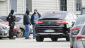 ЗАПЛЕЊЕНИ ЏИП НИЈЕ РАСТИН! Власник возила није репер, већ једна позната певачица ЗАПЛЕЊЕНИ ЏИП НИЈЕ РАСТИН! Власник возила није репер, већ једна позната певачица