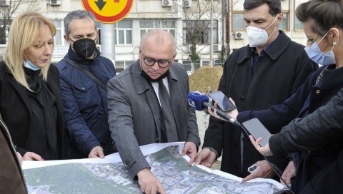 КРУЖНИ ТОК ЗА БОЉИ ПРОТОК: Напредују радови на реконструкцији улица Саве Машковића и Црнотравске на Трошарини, још важе измене линија КРУЖНИ ТОК ЗА БОЉИ ПРОТОК: Напредују радови на реконструкцији улица Саве Машковића и Црнотравске на Трошарини, још важе измене линија