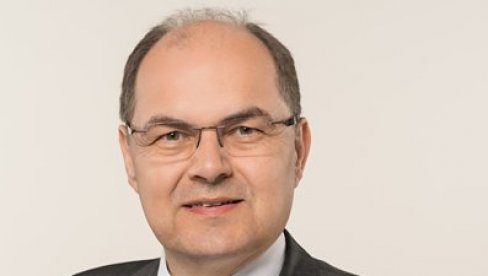 РУСИЈА ОДЛУЧНО ОДБИЈА: Амбасадсор Калабухов - Нећемо подржати именовање Кристијана Шмита РУСИЈА ОДЛУЧНО ОДБИЈА: Амбасадсор Калабухов - Нећемо подржати именовање Кристијана Шмита