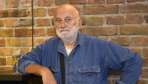 ЗОРАН СИМЈАНОВИЋ О ВОЈКАНУ БОРИСАВЉЕВИЋУ: Подигао је музику на виши ниво ЗОРАН СИМЈАНОВИЋ О ВОЈКАНУ БОРИСАВЉЕВИЋУ: Подигао је музику на виши ниво