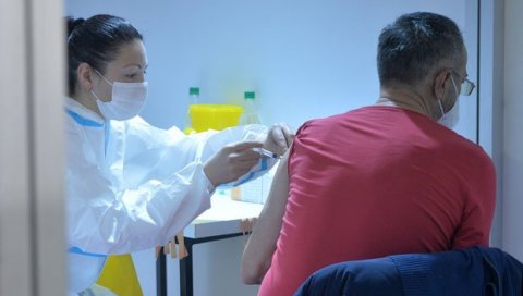 БИТАНИЈА ХОЋЕ ЗАШТИТУ ОД МУТАЦИЈА: Купују још 50 милиона вакцина од CureVac-а БИТАНИЈА ХОЋЕ ЗАШТИТУ ОД МУТАЦИЈА: Купују још 50 милиона вакцина од CureVac-а