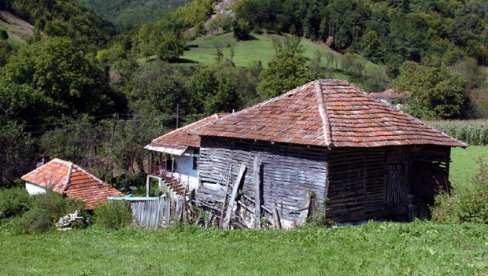 OKO 3.000 NASELJA NESTAĆE DO POLOVINE VEKA: Popis poljoprivrede, kao i popis stanovništva, pokazao je da je većina sela na rubu opstanka OKO 3.000 NASELJA NESTAĆE DO POLOVINE VEKA: Popis poljoprivrede, kao i popis stanovništva, pokazao je da je većina sela na rubu opstanka