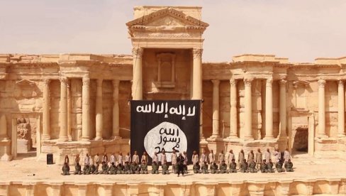 ПРОНАЂЕНО ТЕЛО ЗАБОРАВЉЕНОГ ХЕРОЈА СИРИЈЕ: Чувар древне Палмире који је дао живот да би сачувао историјско благо од исламиста (ФОТО) ПРОНАЂЕНО ТЕЛО ЗАБОРАВЉЕНОГ ХЕРОЈА СИРИЈЕ: Чувар древне Палмире који је дао живот да би сачувао историјско благо од исламиста (ФОТО)