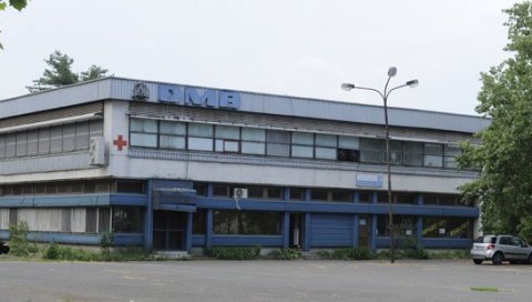 ОБРАЂУЈУ ОТПАД 50 МЕТАРА ОД НАСЕЉА : Председник ГО Раковица Милош Симић у акцији против загађивача ОБРАЂУЈУ ОТПАД 50 МЕТАРА ОД НАСЕЉА : Председник ГО Раковица Милош Симић у акцији против загађивача