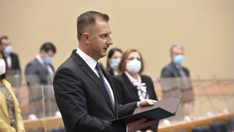 ПОЛОЖИО ЗАКЛЕТВУ: Недељко Ћорић нови министар саобраћаја РС ПОЛОЖИО ЗАКЛЕТВУ: Недељко Ћорић нови министар саобраћаја РС