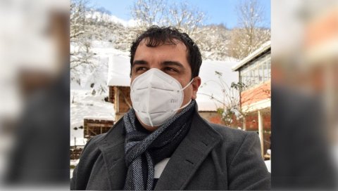 НИКО НИЈЕ ЈАЧИ ОД ДРЖАВЕ: Рековчани дају апсолутну подршку председнику Вучићу у борби против организованог кринимала НИКО НИЈЕ ЈАЧИ ОД ДРЖАВЕ: Рековчани дају апсолутну подршку председнику Вучићу у борби против организованог кринимала