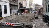 СКАДАРЛИЈИ  НОВА МРЕЖА  И ШАХТОВИ: На потезу од чесме до Три шешира ради се на водоводу и канализацији