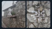 ISTINA O OCILU NA DŽAMIJI U PODGORICI: Isti grafit slikan i 2016. godine (FOTO) ISTINA O OCILU NA DŽAMIJI U PODGORICI: Isti grafit slikan i 2016. godine (FOTO)