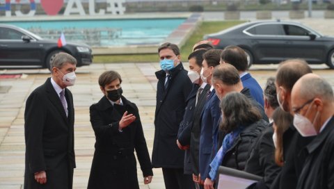 СВЕТСКИ МЕДИЈИ: Бабиш дошао у Србију да учи о успешној вакцинацији СВЕТСКИ МЕДИЈИ: Бабиш дошао у Србију да учи о успешној вакцинацији