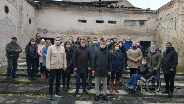 КУЛТУРА СЕ ДИЖЕ ИЗ ПЕПЕЛА: Два објекта у Врбасу, уништена у пожару биће коначно обновљена уз подршку покрајине КУЛТУРА СЕ ДИЖЕ ИЗ ПЕПЕЛА: Два објекта у Врбасу, уништена у пожару биће коначно обновљена уз подршку покрајине