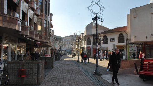 POVEĆAN BROJ SVILAJNČANA NA KUĆNOM LEČENJU: Za 24 sata registrovano još šest osoba pozitivnih na virus korona POVEĆAN BROJ SVILAJNČANA NA KUĆNOM LEČENJU: Za 24 sata registrovano još šest osoba pozitivnih na virus korona