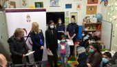 УСПЕШНО ЗАВРШЕН КУРС ЕНГЛЕСКОГ ЈЕЗИКА: Деци мигрантима уручени сертификати УСПЕШНО ЗАВРШЕН КУРС ЕНГЛЕСКОГ ЈЕЗИКА: Деци мигрантима уручени сертификати