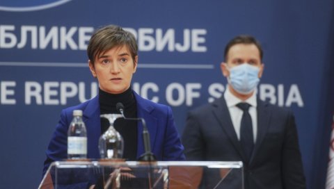 БРНАБИЋ И МАЛИ ПРЕДСТАВИЛИ НОВИ ПАКЕТ МЕРА: Грађанима 60 евра, пензионерима 110 - Србија је модел по коме се учи (ВИДЕО) БРНАБИЋ И МАЛИ ПРЕДСТАВИЛИ НОВИ ПАКЕТ МЕРА: Грађанима 60 евра, пензионерима 110 - Србија је модел по коме се учи (ВИДЕО)