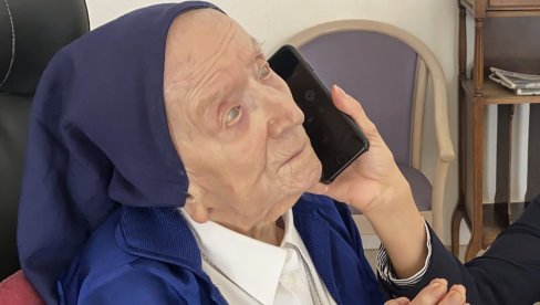 NAJSTARIJA EVROPLJANKA PRELEŽALA KORONU: Nije me bilo strah, jer se ne plašim da umrem NAJSTARIJA EVROPLJANKA PRELEŽALA KORONU: Nije me bilo strah, jer se ne plašim da umrem