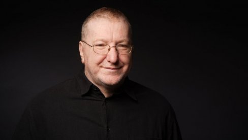ОДЛАЗАК НЕЖНОГ ГРУБИЈАНА: Српско глумиште изненада остало без још једног уметника Горана Даничића (1962-2021) ОДЛАЗАК НЕЖНОГ ГРУБИЈАНА: Српско глумиште изненада остало без још једног уметника Горана Даничића (1962-2021)