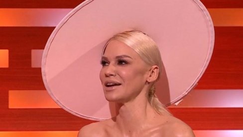 НАТАША БЕКВАЛАЦ ПРИЗНАЛА: Заљубила сам се, ово је мој дечко (ФОТО) НАТАША БЕКВАЛАЦ ПРИЗНАЛА: Заљубила сам се, ово је мој дечко (ФОТО)