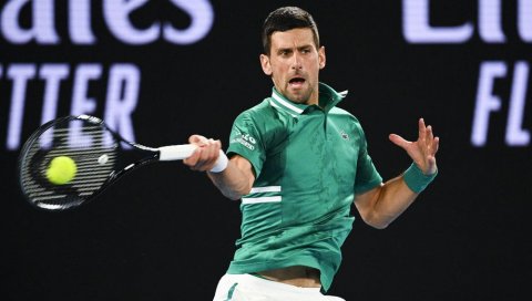 ЗВЕРЕВ ПРОБУДИО ЗВЕР У ЂОКОВИЋУ: Новак заборавио на повреду, играо свој најбољи тенис и пласирао се у полуфинале Аустралијан опена ЗВЕРЕВ ПРОБУДИО ЗВЕР У ЂОКОВИЋУ: Новак заборавио на повреду, играо свој најбољи тенис и пласирао се у полуфинале Аустралијан опена