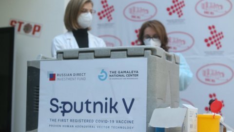 ДА ДОЂЕМО ДО 50 ПОСТО СТАНОВНИШТВА: Премијер Вишковић -вакцина једина заштита грађана протов короне ДА ДОЂЕМО ДО 50 ПОСТО СТАНОВНИШТВА: Премијер Вишковић -вакцина једина заштита грађана протов короне