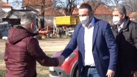 ОБЕЋАЊЕ БИРАЧИМА: Јачаћемо везу са Београдом ОБЕЋАЊЕ БИРАЧИМА: Јачаћемо везу са Београдом