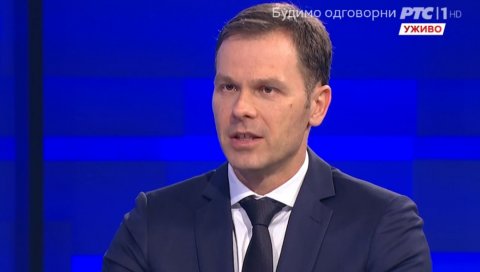 МИНИСТАР МАЛИ О НОВОМ ЕКОНОМСКОМ ПАКЕТУ ВЛАДЕ: Додатни подстицај нашој привреди и велика шанса за Србију МИНИСТАР МАЛИ О НОВОМ ЕКОНОМСКОМ ПАКЕТУ ВЛАДЕ: Додатни подстицај нашој привреди и велика шанса за Србију