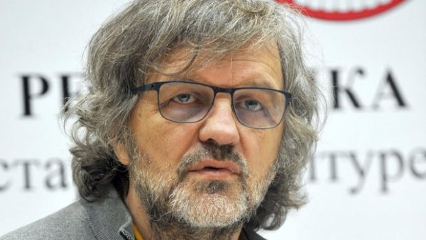 КУСТУРИЦА ЗА НОВОСТИ: У протестима познати елементи још од пада Милошевића КУСТУРИЦА ЗА НОВОСТИ: У протестима познати елементи још од пада Милошевића