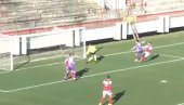URNEBESNA SCENA U KRUŠEVCU: Neverovatan kiks golmana Napretka (VIDEO) URNEBESNA SCENA U KRUŠEVCU: Neverovatan kiks golmana Napretka (VIDEO)