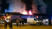 ВАТРА ГУТАЛА НА МИНУСУ: У Србији данас три велика пожара, гореле куће и магацин (ВИДЕО) ВАТРА ГУТАЛА НА МИНУСУ: У Србији данас три велика пожара, гореле куће и магацин (ВИДЕО)