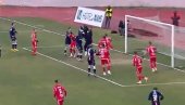 DA LI JE RADNIČKI OŠTEĆEN: Gol Zvezde posle faula Pavkova nad golmanom Nišlija? (VIDEO) DA LI JE RADNIČKI OŠTEĆEN: Gol Zvezde posle faula Pavkova nad golmanom Nišlija? (VIDEO)