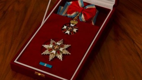 НОВОСТИ ОТКРИВАЈУ: Ево ко су добитници Сретењских признања НОВОСТИ ОТКРИВАЈУ: Ево ко су добитници Сретењских признања