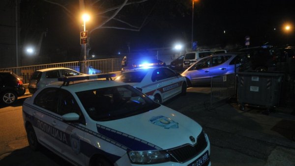 РАЗБИЈЕНА ЈОШ ЈЕДНА КОРОНА ЖУРКА: Полиција упала у пун ресторан, и поред правдања организатора одмах написали пријаве РАЗБИЈЕНА ЈОШ ЈЕДНА КОРОНА ЖУРКА: Полиција упала у пун ресторан, и поред правдања организатора одмах написали пријаве