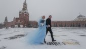 ДВА ДАНА НЕПРЕКИДНЕ МЕЋАВЕ: Снежно невреме у Москви стало, али не задуго (ФОТО) ДВА ДАНА НЕПРЕКИДНЕ МЕЋАВЕ: Снежно невреме у Москви стало, али не задуго (ФОТО)