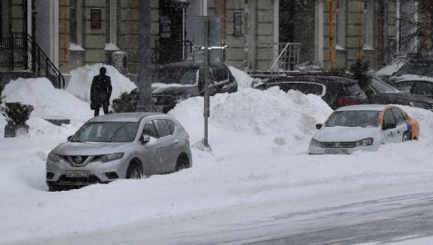 БАШ СМРЗЛО У МОСКВИ: Протекла ноћ најхладнија ове зиме БАШ СМРЗЛО У МОСКВИ: Протекла ноћ најхладнија ове зиме