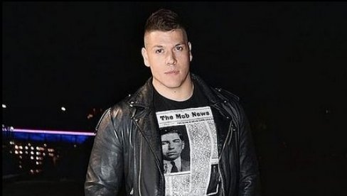SLOBU RADANOVIĆA PRIVODILA POLICIJA? Pevač na Instagramu otkrio sve detalje događaja SLOBU RADANOVIĆA PRIVODILA POLICIJA? Pevač na Instagramu otkrio sve detalje događaja
