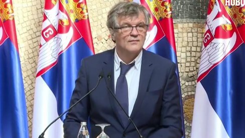 ГОВОР КУСТУРИЦЕ НА ДОДЕЛИ ОРДЕЊА: Срби су један од ретких народа који никада није покорен ГОВОР КУСТУРИЦЕ НА ДОДЕЛИ ОРДЕЊА: Срби су један од ретких народа који никада није покорен