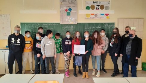 ЗАХВАЛНОСТ СЛОВАЧКЕ ПРЕДСЕДНИЦЕ: Писмо Дечјој амбасади „Међаши“, уз поруку - да заједно мењамо свет на боље ЗАХВАЛНОСТ СЛОВАЧКЕ ПРЕДСЕДНИЦЕ: Писмо Дечјој амбасади „Међаши“, уз поруку - да заједно мењамо свет на боље