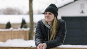 BOLUJE OD KORONE 331 DAN! Virus ušao u telo američke fudbalerke i neće da izađe BOLUJE OD KORONE 331 DAN! Virus ušao u telo američke fudbalerke i neće da izađe