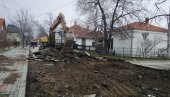 ИНФРАСТРУКТУРНИ РАДОВИ У ПАРАЋИНУ: Церска улица добија нову водоводну мрежу и коловоз ИНФРАСТРУКТУРНИ РАДОВИ У ПАРАЋИНУ: Церска улица добија нову водоводну мрежу и коловоз