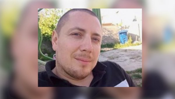 ГОКСИ ХТЕО ПИШТОЉ ПА УПАО У ЗАМКУ: Окривљени сарадник Бојан Хрватин данас почео да сведочи у поступку против екипе Беливука и Миљковића ГОКСИ ХТЕО ПИШТОЉ ПА УПАО У ЗАМКУ: Окривљени сарадник Бојан Хрватин данас почео да сведочи у поступку против екипе Беливука и Миљковића