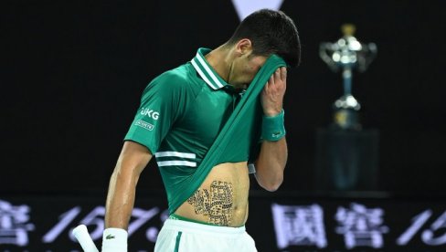 NOVAK JE DRUGAČIJI ČOVEK! Teniski stručnjak objasnio kakvu povredu ima najbolji igrač sveta NOVAK JE DRUGAČIJI ČOVEK! Teniski stručnjak objasnio kakvu povredu ima najbolji igrač sveta