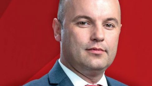 MLADEN GRUJIČIĆ PROGLASIO POBEDU NA PONOVLJENIM IZBORIMA: Pobedila je volja naroda - ljudi u Srebrenici žele bolji život! MLADEN GRUJIČIĆ PROGLASIO POBEDU NA PONOVLJENIM IZBORIMA: Pobedila je volja naroda - ljudi u Srebrenici žele bolji život!